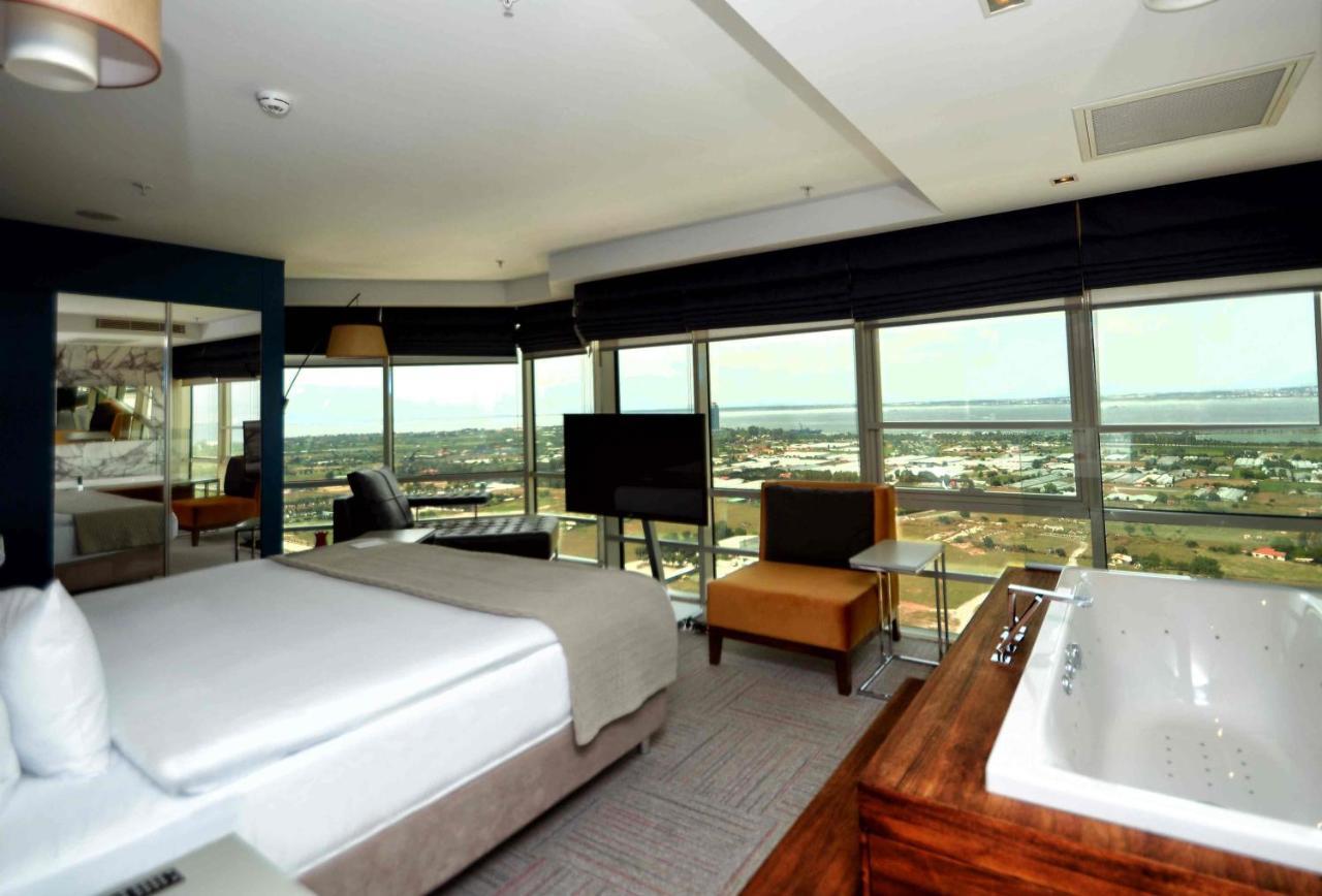 Ramada Encore By Wyndham İzmir Szoba fotó