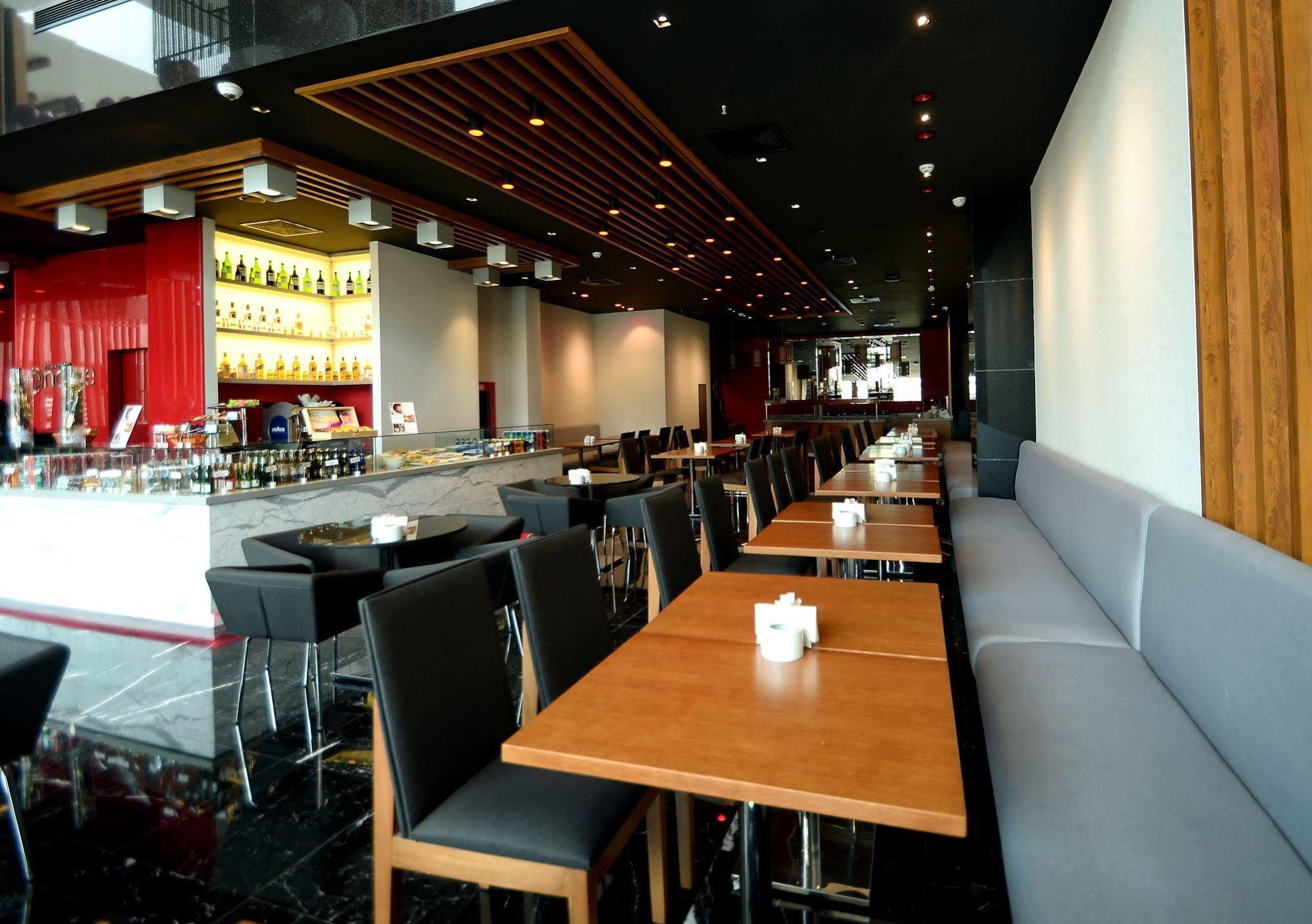 Ramada Encore By Wyndham İzmir Kültér fotó