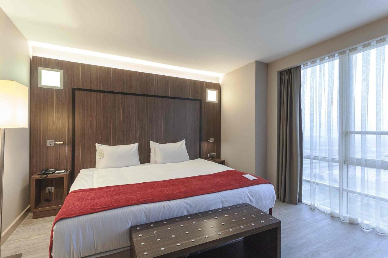 Ramada Encore By Wyndham İzmir Kültér fotó